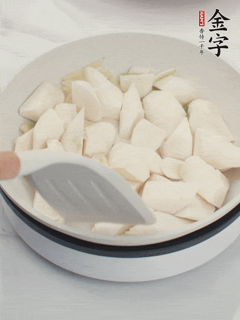 加茭白煸炒。